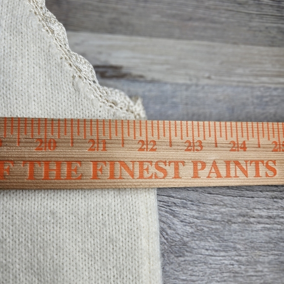 Koret Vintage Sweater Vest Size Women's Large Floal Embroidery Beading - Picture 11 of 11